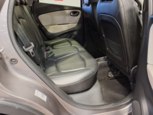 2019 Renault Captur 0.9 Gt Line Tce 90 Leather in Grey — image 6