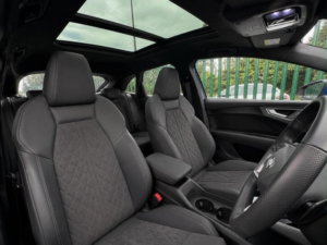 2024 Audi Q4 E-Tron 45 Black Edition Sportback Auto Quattro 5dr 82kwh in Blue — image 3