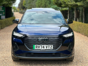 2024 Audi Q4 E-Tron 45 Black Edition Sportback Auto Quattro 5dr 82kwh in Blue — image 5