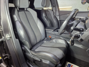 2017 Peugeot 3008 1.6 Bluehdi Gt Line in Grey — image 5