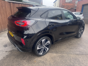 2020 Ford Puma 1.0 T Ecoboost Mhev St-Line X First Edition Plus in Black — image 3