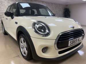 2019 MINI Cooper