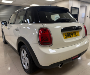 2019 MINI Cooper Cooper Classic in Beige — image 3