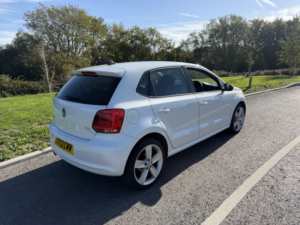2013 Volkswagen Polo 1.2 Tsi Sel in White — image 3