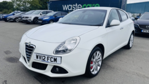 2012 Alfa Romeo Giulietta 1.4 Giulietta 1.4 Tb Multiair 170 Bhp Lusso in White — image 6