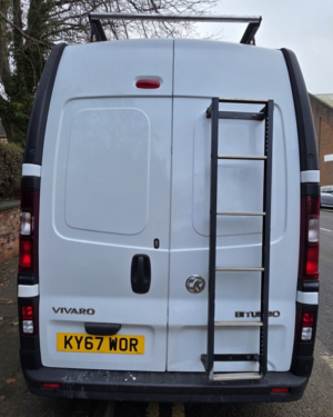 2017 Vauxhall Vivaro 1.6 Cdti 2900 Biturbo Ecotec in White — image 6