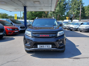 2018 Nissan Navara Dci Tekna — image 2