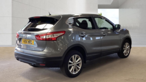 2014 Nissan Qashqai 1.6 Dci Acenta Premium 4WD Euro 5 (s/s) 5dr in Grey — image 4
