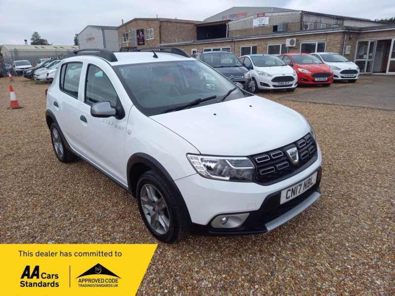 2017 Dacia Sandero Stepway 1.5 Dci Laureate Euro 6 (s/s) 5dr in White — image 1