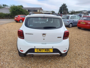 2017 Dacia Sandero Stepway 1.5 Dci Laureate Euro 6 (s/s) 5dr in White — image 6