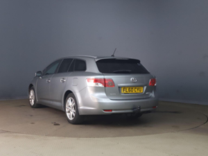 2010 Toyota Avensis 1.8 V-Matic Tr Tourer Multidrive Euro 5 5dr in Grey — image 4