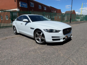 2017 Jaguar Xe 2.0d Prestige Auto Euro 6 (s/s) 4dr in White — image 2