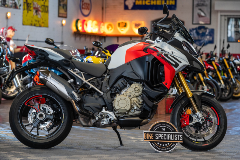 2025 Ducati Multistrada V4 Rs *akrapovic Exhaust* in Multicolour — image 1