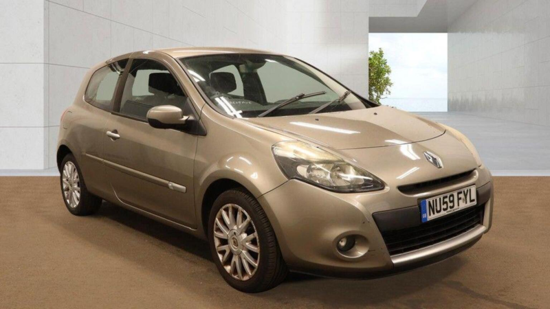 2009 Renault Clio 1.2 Tce Dynamique Euro 4 3dr in Beige — image 1