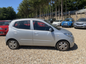 2012 Hyundai I10 1.2 Active in Silver — image 2