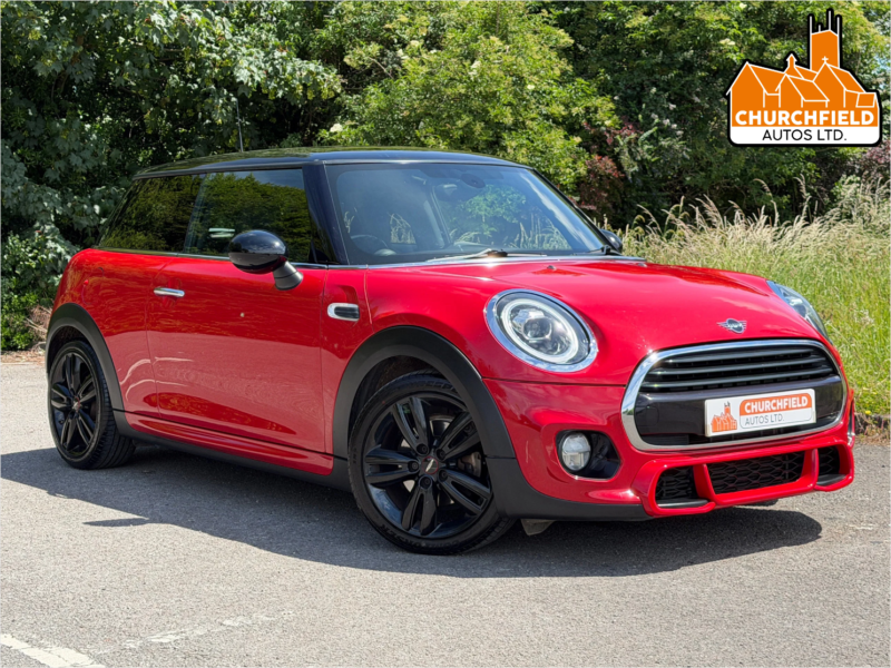 2019 MINI Hatch 1.5 Cooper Sport Hatchback 3dr Petrol Manual Euro 6 (s/s) (136 Ps) in Red — image 1