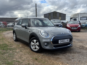 2015 MINI Hatch