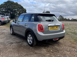 2015 MINI Hatch 1.2 5-Door Hatch One in Grey — image 3