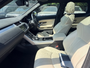 2017 Land Rover Range Rover Evoque Td4 Hse Dynamic in Black — image 2