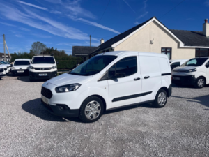 2021 Ford Transit Courier 1.0 Transit Courier Leader Van 1.0l Ecoboost 100ps Fwd 6 Speed Manual in White — image 4