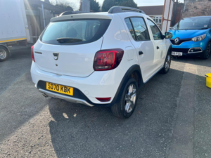 2020 Dacia Sandero Stepway 0.9 Tce Essential Euro 6 (s/s) 5dr in White — image 3