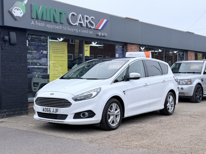2016 Ford S-Max 2.0 Tdci Titanium in White — image 1
