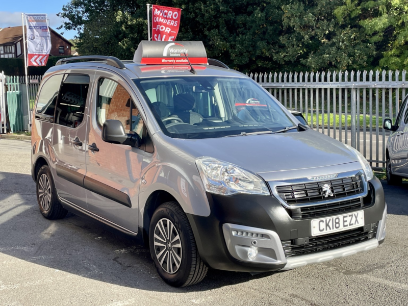 2018 Peugeot Partner Tepee 1.6 Bluehdi Outdoor in Grey — image 1