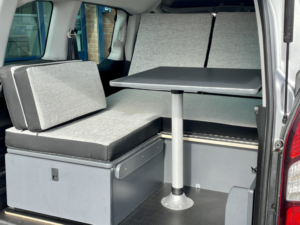2018 Peugeot Partner Tepee 1.6 Bluehdi Outdoor in Grey — image 5