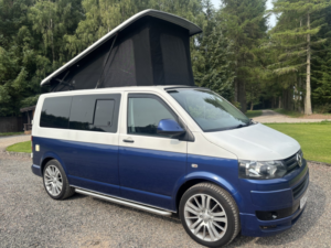 2013 Volkswagen Transporter 2.0 Tdi T28 Campervan in White — image 4