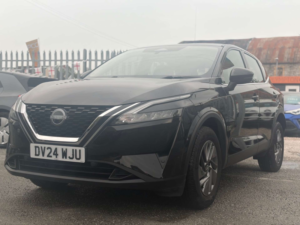 2024 Nissan Qashqai 1.3 Qashqai Acenta Premium Dig-T Mhev 5dr in Black — image 3