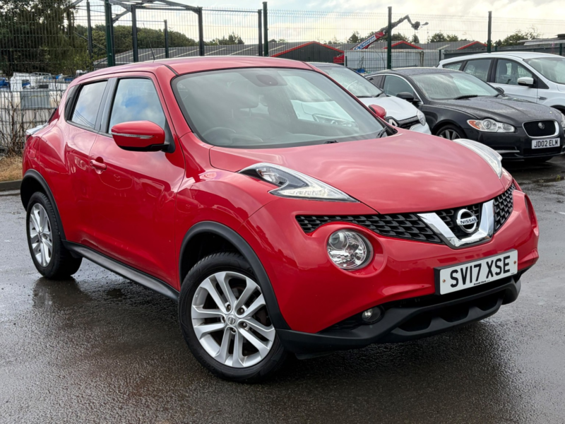 2017 Nissan Juke 1.2 Dig-T N-Connecta in Red — image 1