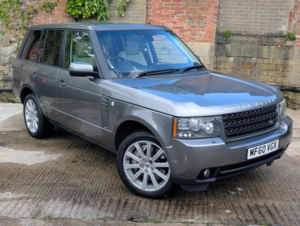 2010 Land Rover Range Rover 4.4 Td V8 Vogue Se in Grey — image 3