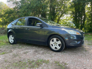 2008 Ford Focus 1.6 Style 5dr in Grey — image 3