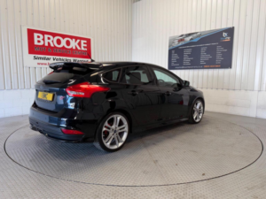 2015 Ford Focus 2.0t Ecoboost St-3 Euro 6 (s/s) 5dr in Black — image 4