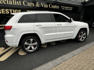 2016 Jeep Grand Cherokee 3.0 Grand Cherokee 3.0l V6 Crd Overland in White — image 5