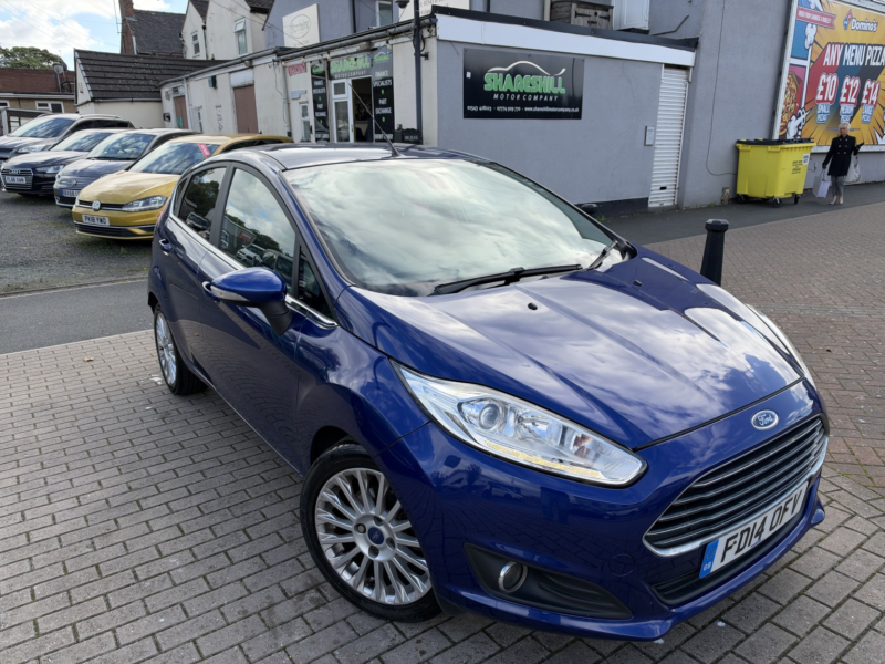 2014 Ford Fiesta 1.5 Tdci Titanium in Blue — image 1