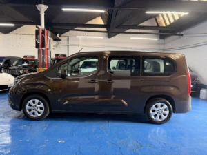 2021 Vauxhall Combo Life 1.2 Turbo Energy in Brown — image 6