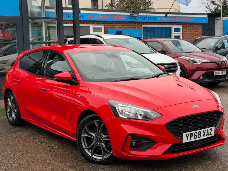 2018 Ford Focus 1.5 Ecoblue St-Line Euro 6 (s/s) 5dr in Red — image 1