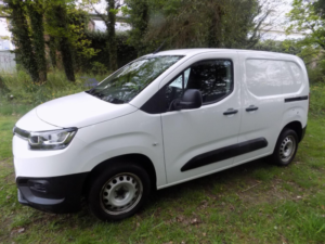 2022 Toyota Proace 1.5 Bluehdi Active Short Panel Van Swb Euro 6 (s/s) 5dr in White — image 4