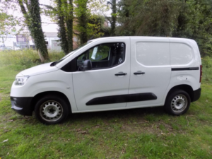 2022 Toyota Proace 1.5 Bluehdi Active Short Panel Van Swb Euro 6 (s/s) 5dr in White — image 5