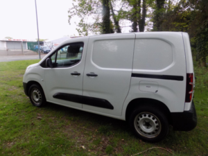2022 Toyota Proace 1.5 Bluehdi Active Short Panel Van Swb Euro 6 (s/s) 5dr in White — image 6