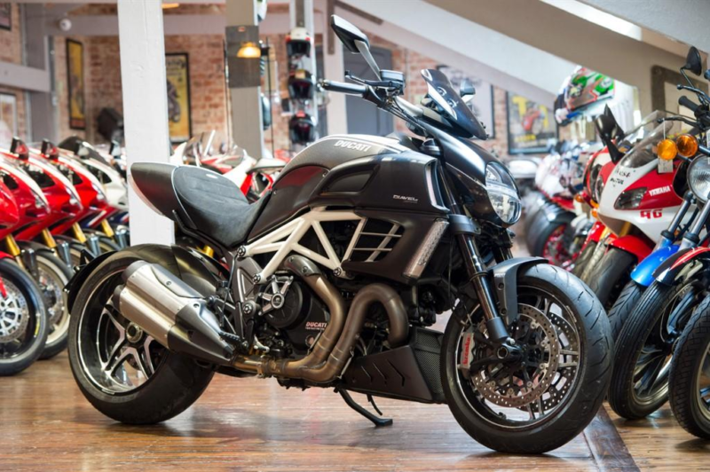 2012 Ducati Diavel Amg Rare Amg Special Edition Delivery Miles in Black — image 1