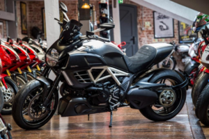 2012 Ducati Diavel Amg Rare Amg Special Edition Delivery Miles in Black — image 3