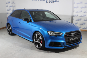 2019 Audi S3 2.0 Tfsi Black Edition Sportback 5dr Petrol S Tronic Quattro Euro 6 (s/s) (300 Ps) in Blue — image 3