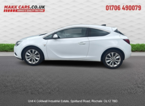 2015 Vauxhall Astra Gtc 1.4 I Turbo Sri in White — image 6