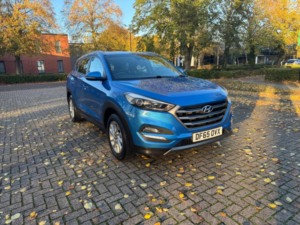 2015 Hyundai Tucson 1.7 Crdi Blue Drive Se Nav Euro 6 (s/s) 5dr in Blue — image 5