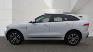 2020 Jaguar F-Pace 2.0 D240 R-Sport Auto AWD Euro 6 (s/s) 5dr in White — image 6