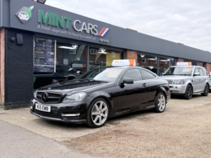 2015 Mercedes-Benz C Class 2.1 C250 Cdi Amg Sport Edition in Black — image 5