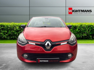 2014 Renault Clio 1.2 Dynamique Medianav 1.2 16v 75 in Red — image 2