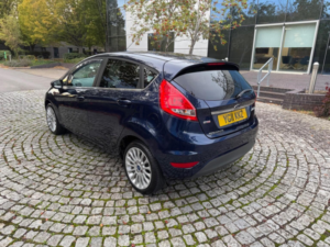 2011 Ford Fiesta 1.6 Tdci Dpf Titanium 5dr in Blue — image 4